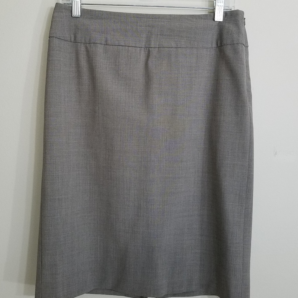 Banana Republic Stretch Gray Career Skirt